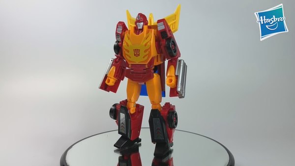 Power Of The Primes Leader Wave 1 Rodimus Prime Chinese Video Review With Screenshots 36 (36 of 76)